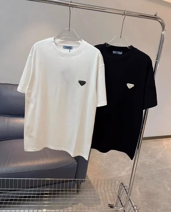DOLCE & GABBANA Triangle-Logo Terry Cotton Luxury Loungewear DOLCE & GABBANA Triangle-Logo Terry Cotton Luxury Loungewear