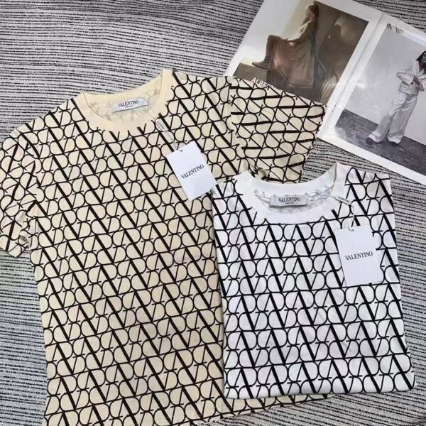 Valentino Iconographe Stud Graphic Cotton T-Shirt Valentino Iconographe Stud Graphic Cotton T-Shirt