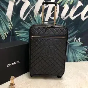Chanel | 1400 AED