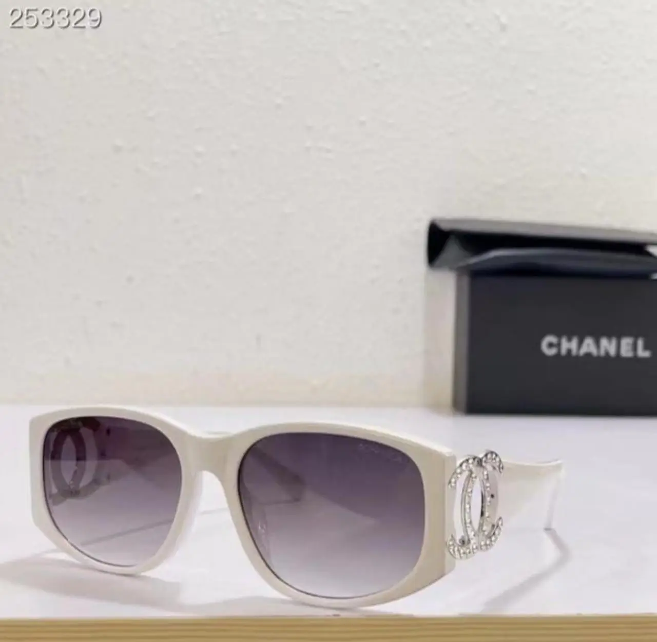 CHANEL CHANEL