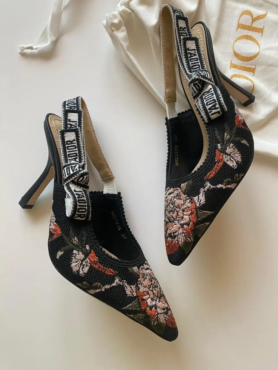 DIOR DIOR