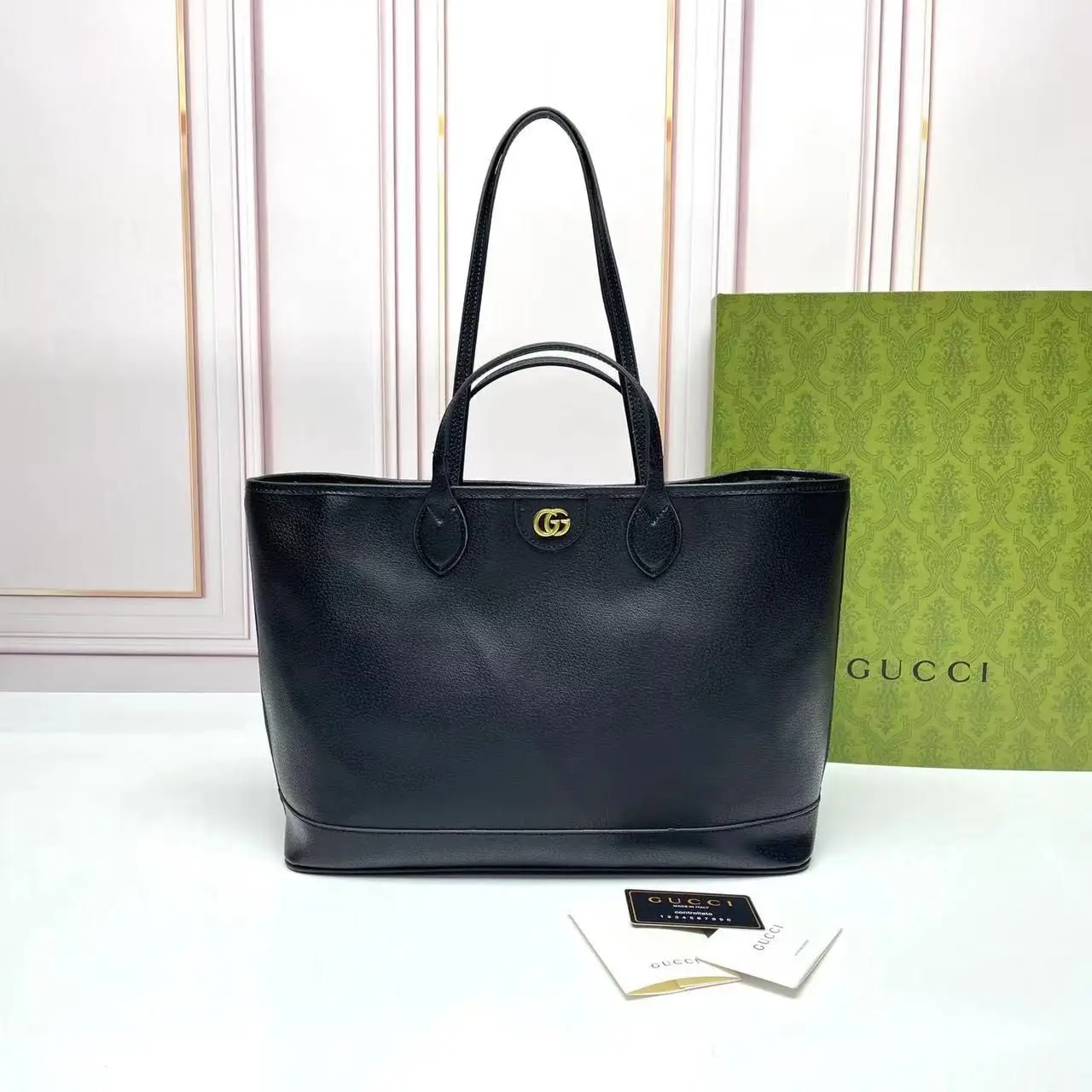 Gucci Ophidia GG Tote Bag Gucci Ophidia GG Tote Bag