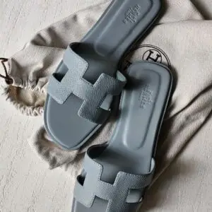 HERMES Oran Leather Sandals