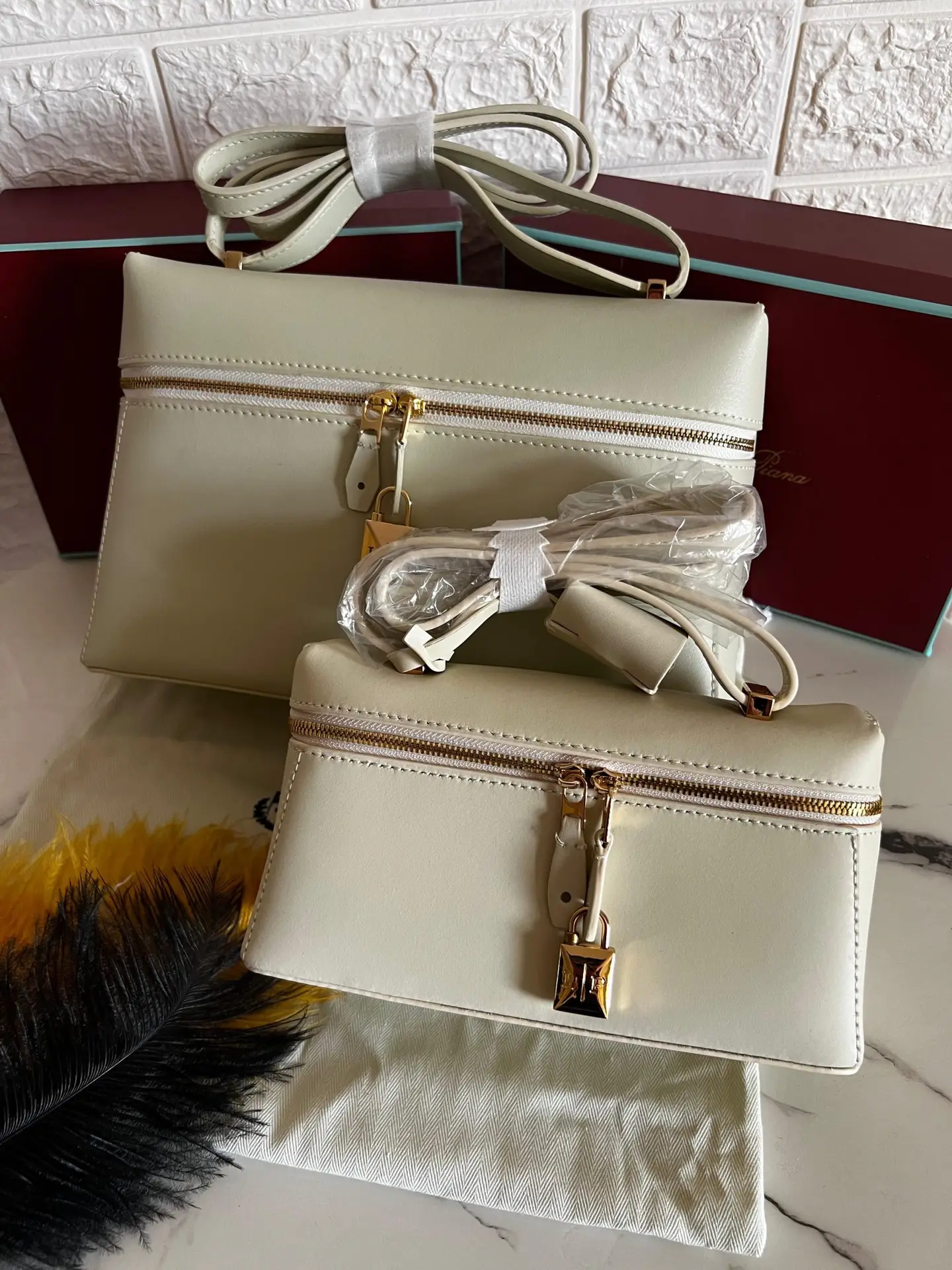 Loro Piana Sesia Calfskin Shoulder Bag Loro Piana Sesia Calfskin Shoulder Bag