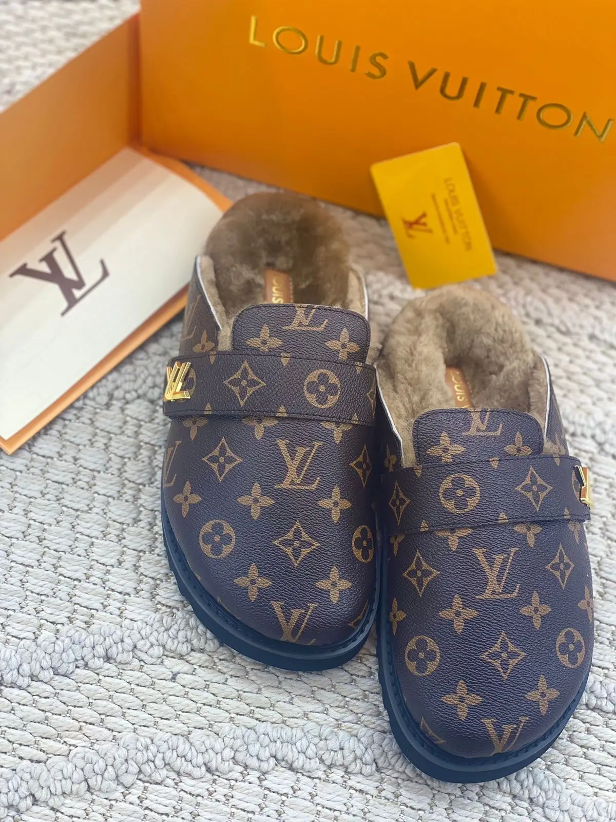 Louis Vuitton Cosy Flat Comfort Clog Louis Vuitton Cosy Flat Comfort Clog