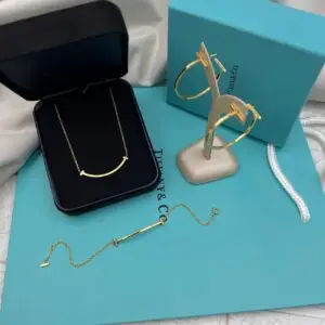 TIFFANY & CO
