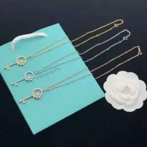 TIFFANY &CO
