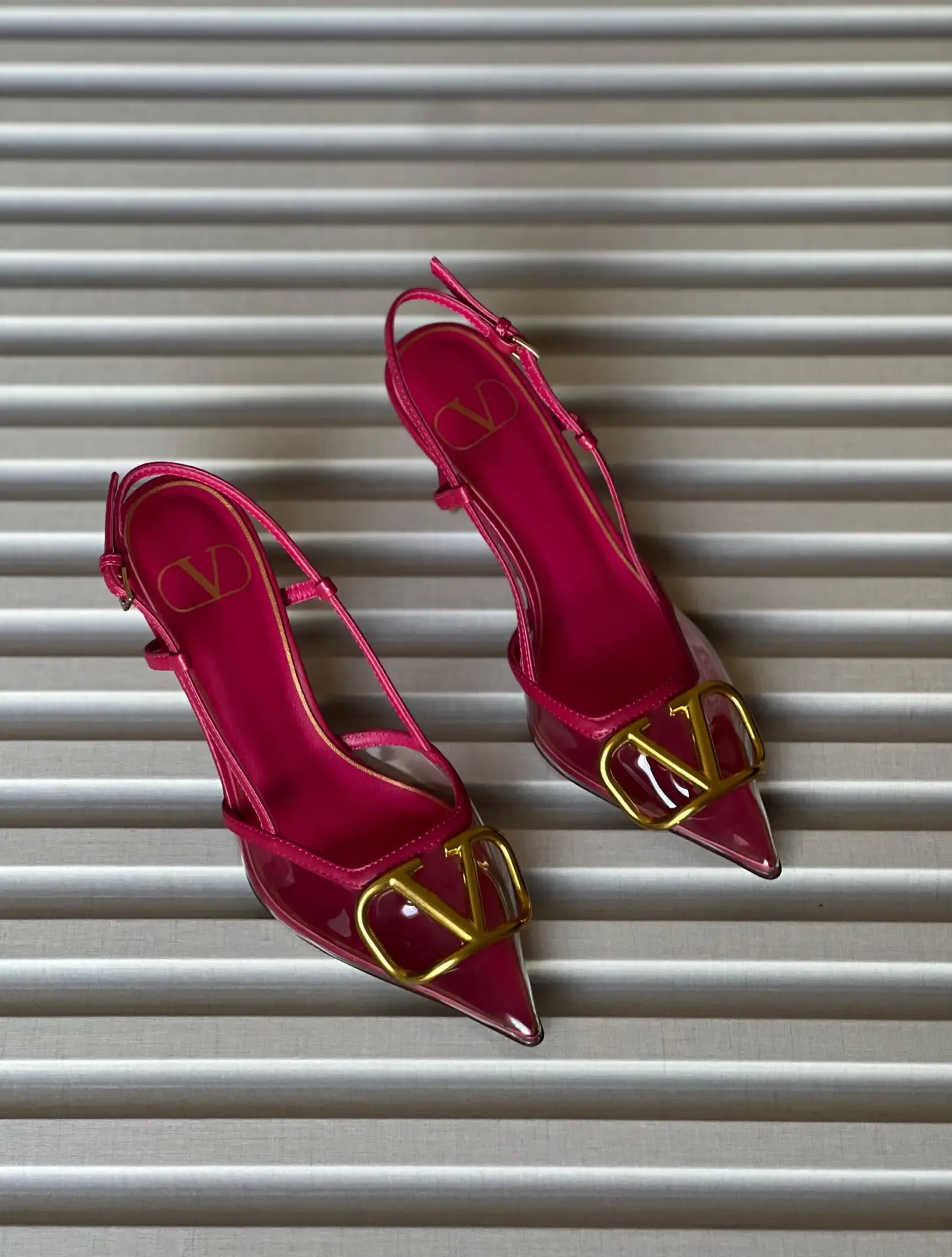 Valentino Garavani Rockstud Slingback Pumps Valentino Garavani Rockstud Slingback Pumps