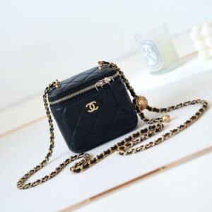 CHANEL Mini Pearl Crush Vanity Bag
