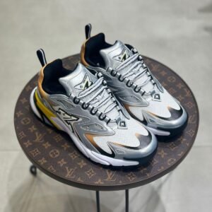 Louis Vuitton Runner Tatic Sneaker