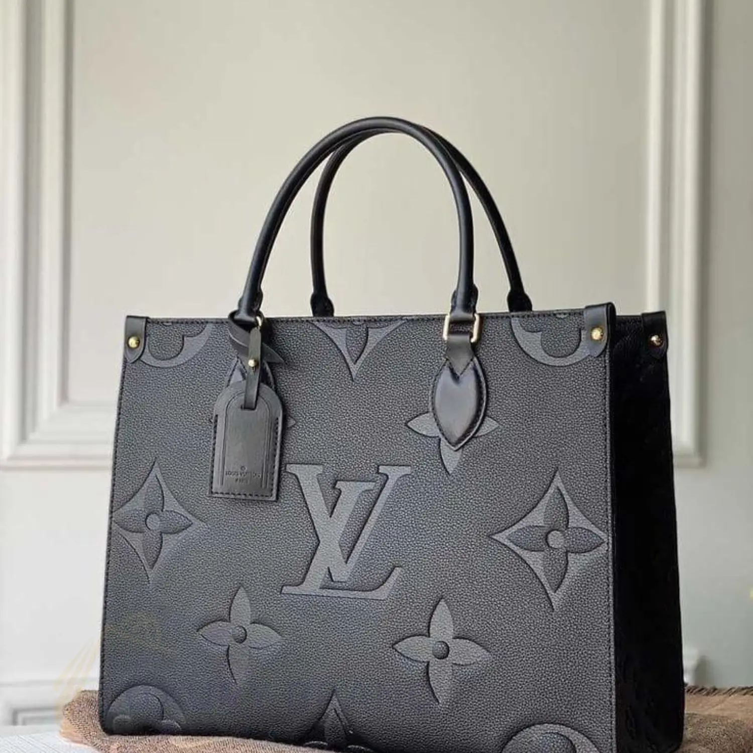 Louis Vuitton Monogram Leather Masterpiece Louis Vuitton Monogram Leather Masterpiece