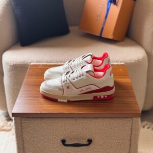 LOUIS VUITTON Trainer Sneaker