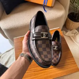 Louis Vuitton Golden Gate Richelieu Formal Sneakers
