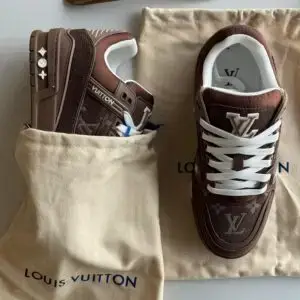LOUIS VUITTON Dirty Style